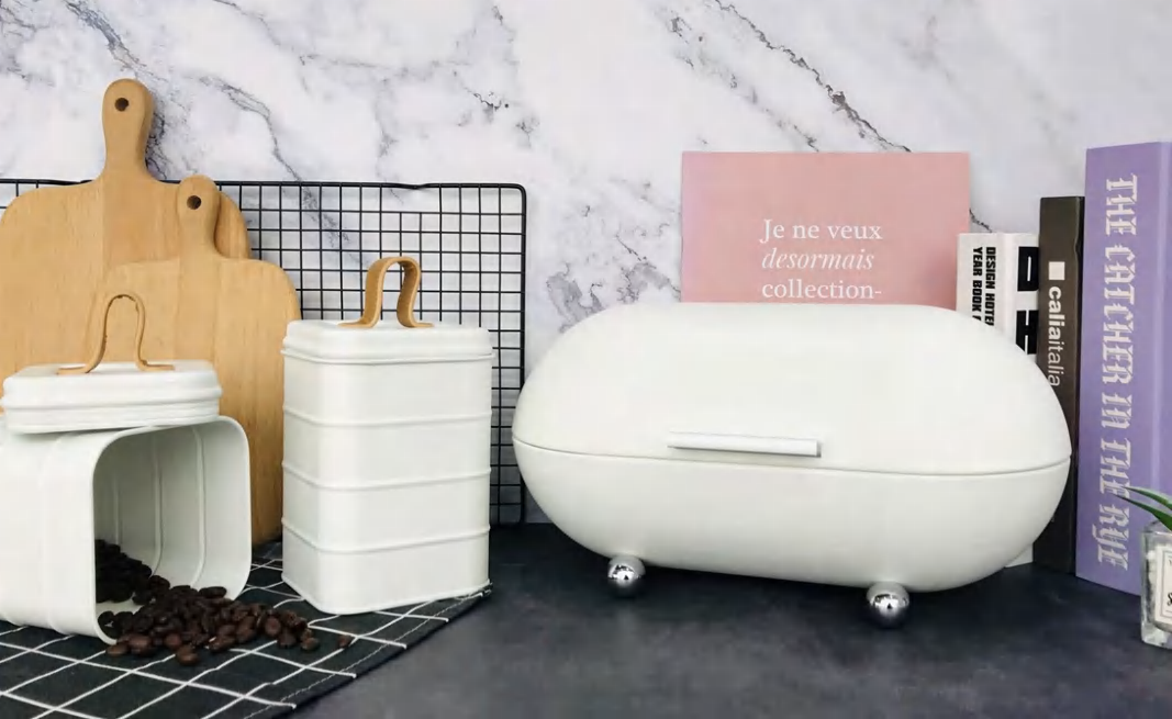what is a good bread bin